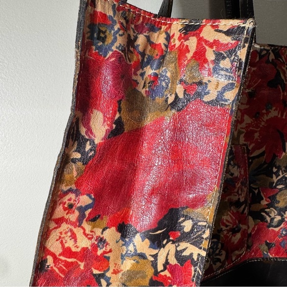 Patricia Nash Italian Leather Floral Tote - Picture 12 of 16